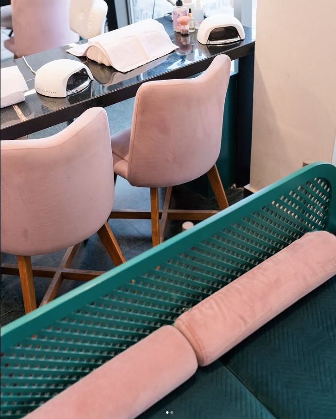 Εσωτερικό του nail studio